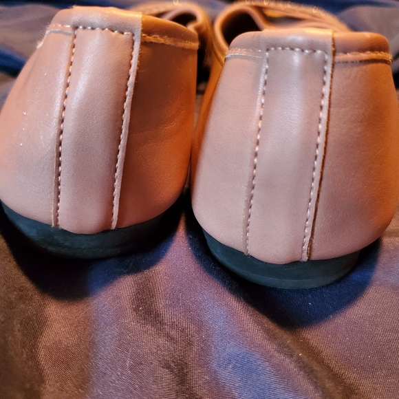 Women's flats - Picture 2 of 4